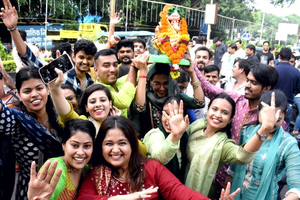 Ganesh vIsarjan