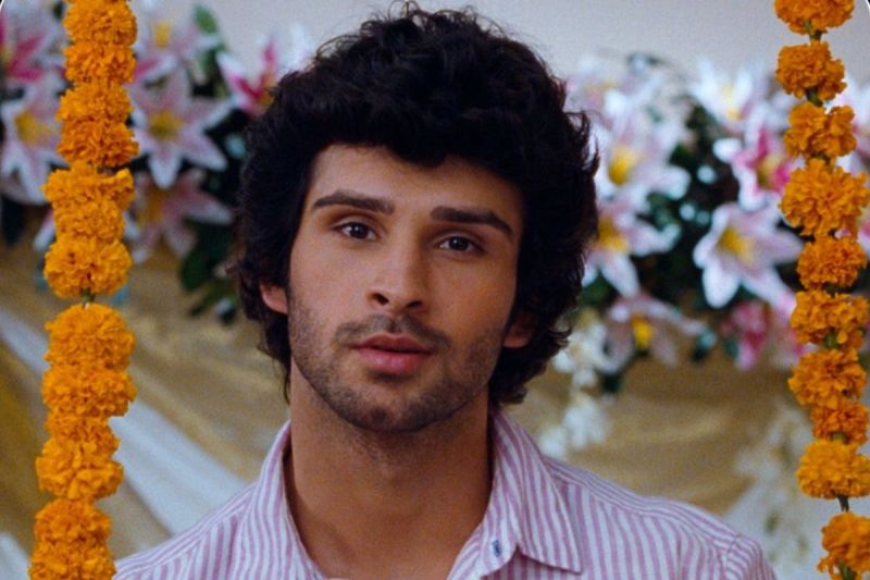 नामी खानदान शोहरत के बावजूद रही हिट फिल्म की तलाश, फिर भी रहे फ्लॉप