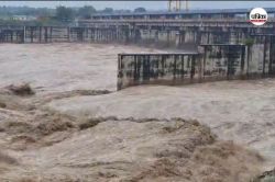 Heavy Rain : लगातार बरसात से बढ़ता जा रहा यमुना का जलस्तर, सहारनपुर से दिल्ली
तक… - image