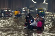 IMD issued Heavy rain alert again from tonight floods in Delhi-NCR yamuna flood