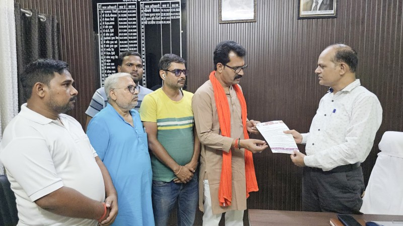 मांस मदिरा की दुकानें हटाए जाने की मांग (फोटो सोर्स- आयोजक )