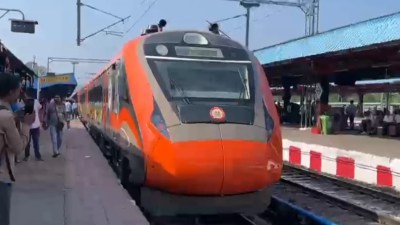 उन्नाव के लिए अमृत भारत ट्रेन (फोटो सोर्स- पत्रिका वीडियो ग्रैब)