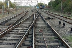 अंग्रेजों के जमाने की डायमंड क्रॅासिंग बदलने सर्वे पूरा, 52 की बजाय 60 किलो वजन
की लगेंगी रेल पटरियां - image