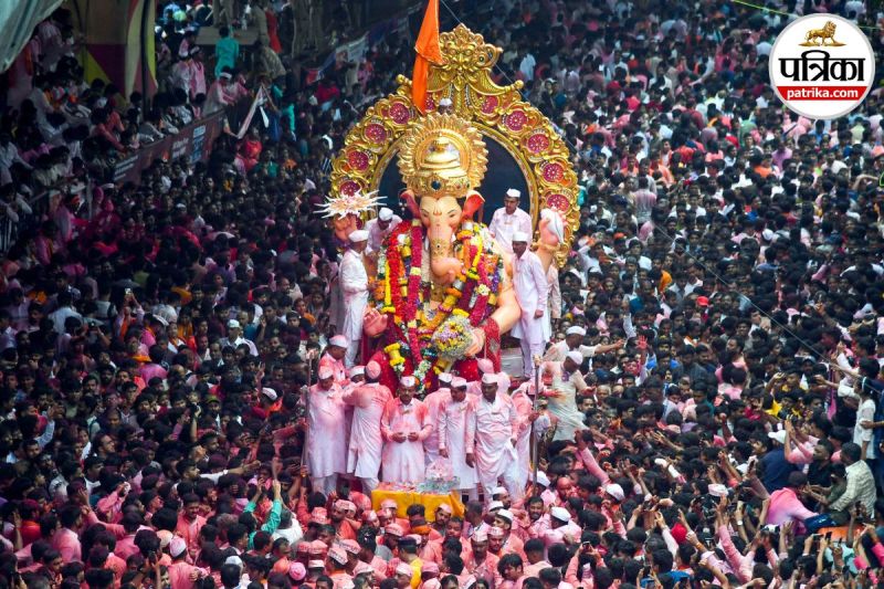 Lalbaugcha Raja Visarjan in Mumbai