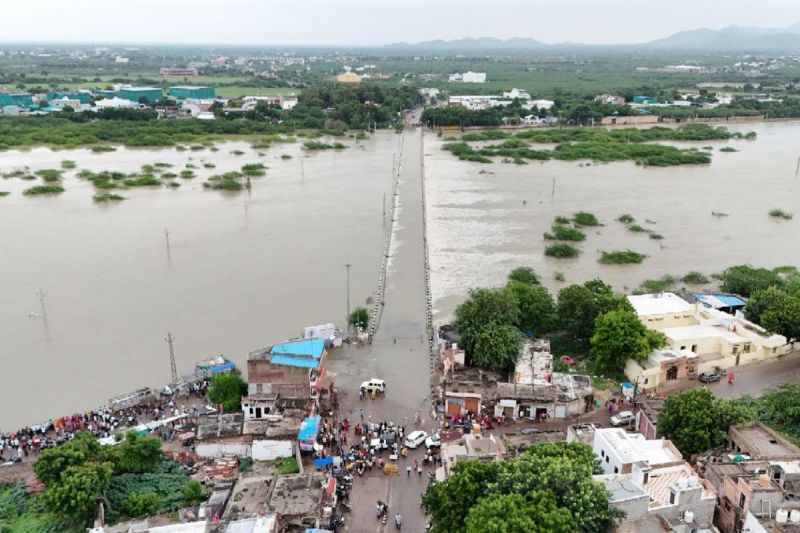 Luni River in Barmer