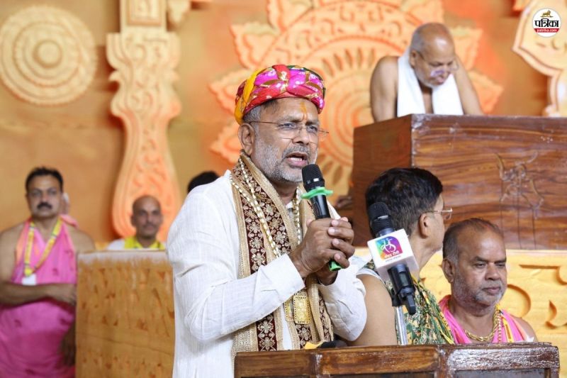 Minister Heeralal Nagar