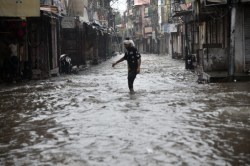 Rajasthan Monsoon: बंगाल की खाड़ी में बन गया ऐसा तंत्र, 72 घंटे बेहाल करेगा
मानसून, भारी से अति भारी बारिश की चेतावनी - image