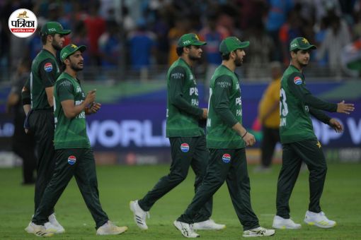 Team India refuse handshakes