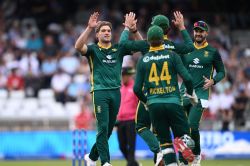 ENG vs SA 1st ODI: साउथ अफ्रीकी गेंदबाजों ने मचाया गदर, इंग्लैंड को पहले वनडे
में 131 रन पर कर दिया ढेर - image
