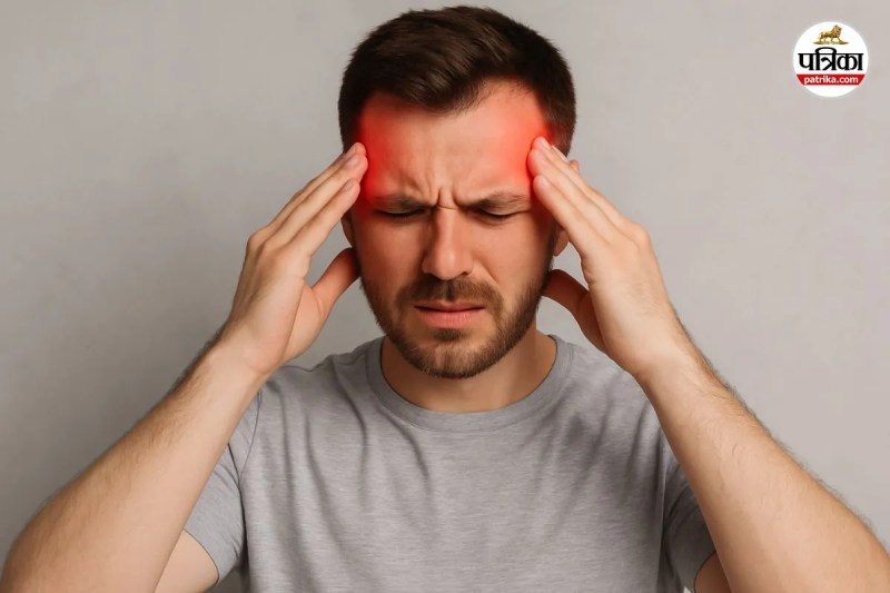 sinus vs migraine headache, difference between sinus and migraine, sinus headache or migraine, migraine pain vs sinus pain,
