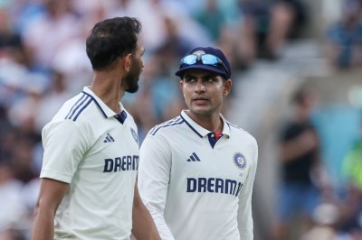 Shubman Gill and Prasidh Krishna