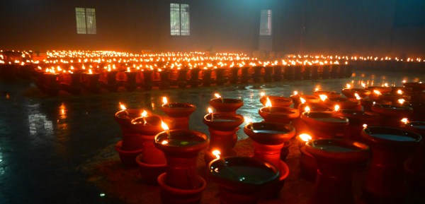 Navratri 2025: दंतेश्वरी माई जी के आगमन में, आस्था की ज्योत प्रज्वलित, देखें Photo