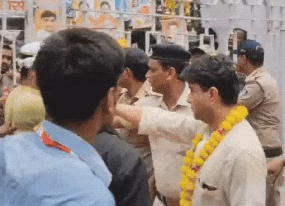 Union Minister Scindia takes out BJP workers in Morena