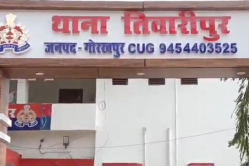 गोरखपुर SSP की बड़ी कारवाई…थाना प्रभारी, चौकी इंचार्ज, SSI निलंबित, मुकदमा दर्ज
करने में किए थे खेल - image