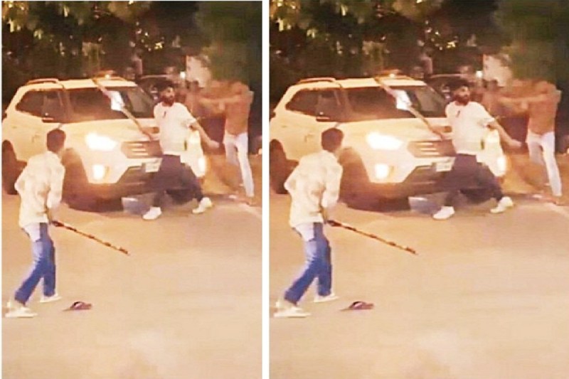 बीच सड़क पर गुंडागर्दी! युवकों के दो गुटों में लाठी-डंडों से मारपीट, गणेश विसर्जन में भी हुआ विवाद(photo-patrika)