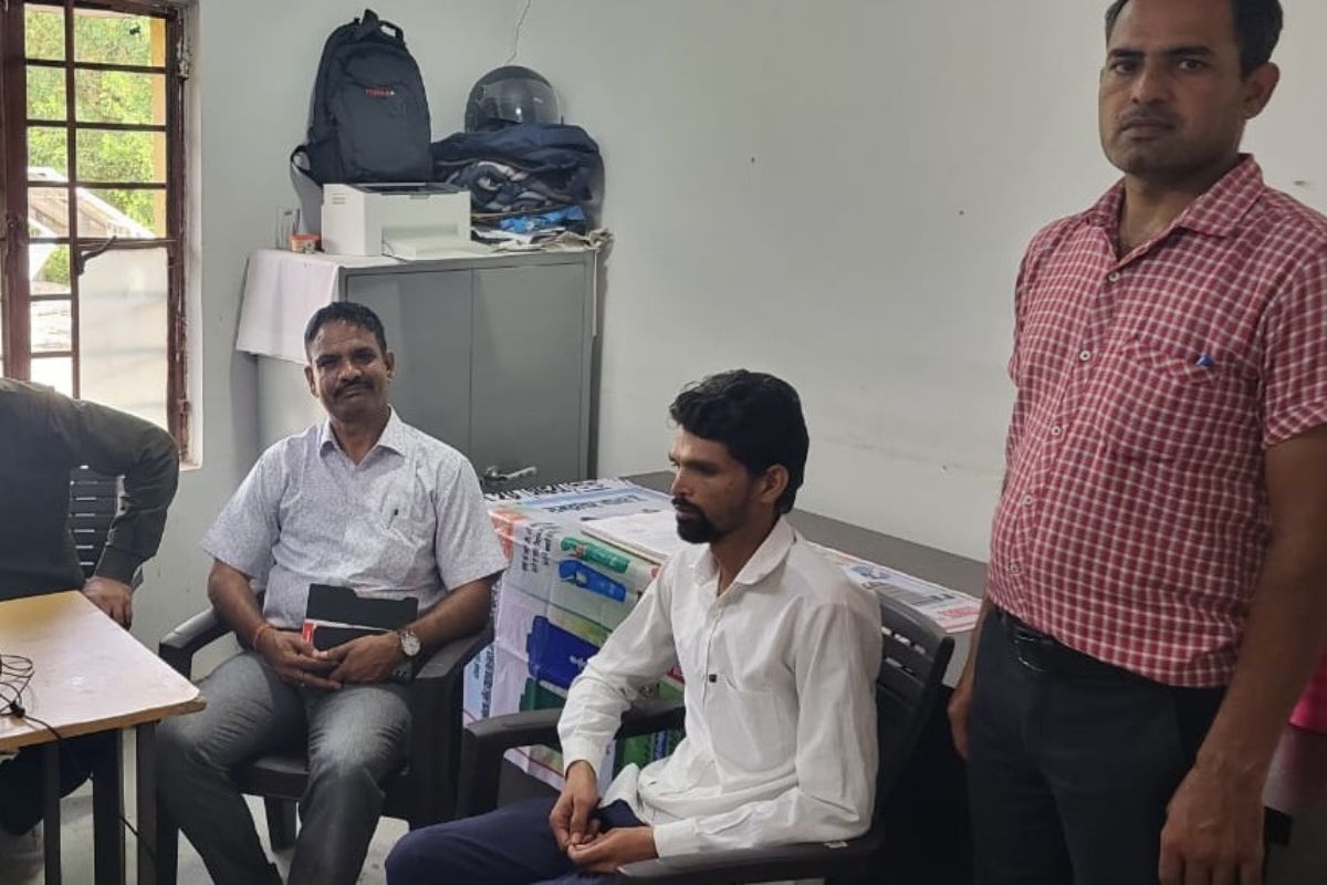 acb action in dholpur