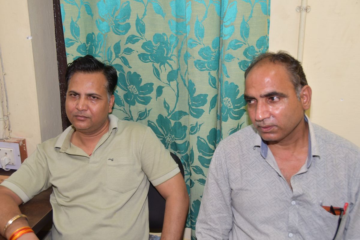 भीलवाड़ा उपश्रम आयुक्त बना घूसखोरी का अड्डा, अफसर 33 हजार की रिश्वत लेते पकड़ा
