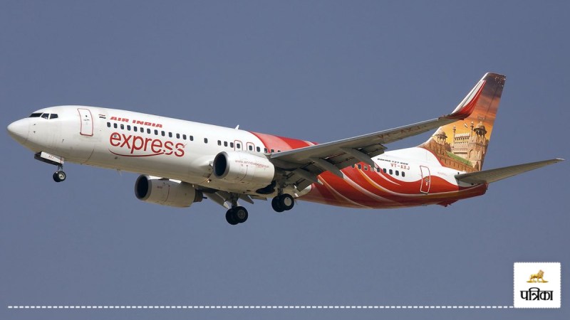 air india express varanasi flight cockpit hijack alert cisf action
