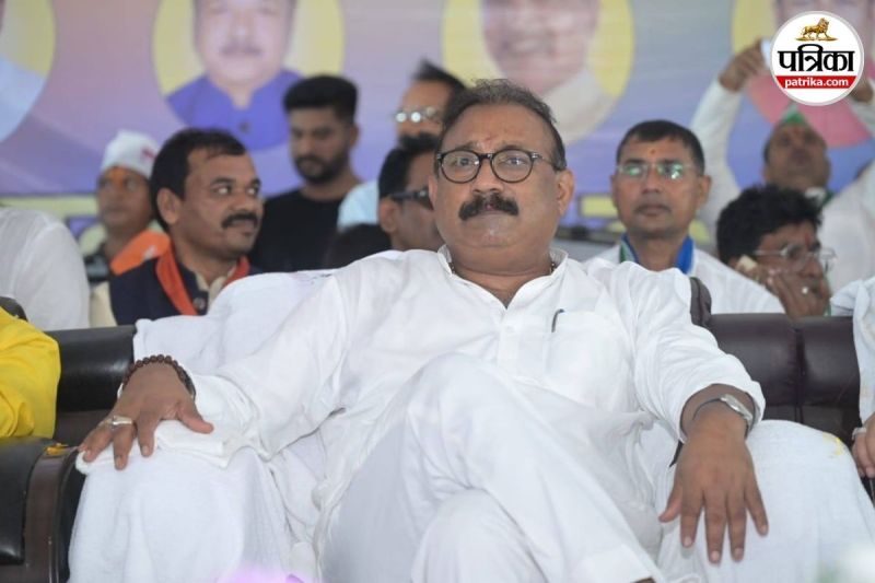 मंत्री अशोक चौधरी