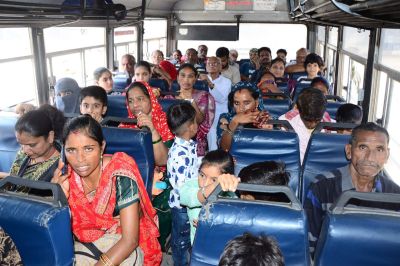 पुरानी की तुलना में नई बसों के बीच डेढ़ इंच कम गेप बढ़ा रहा दर्द