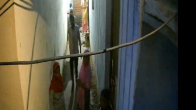 सीसीटीवी लगाने पर ऐसे भडक़ा पड़ोसी