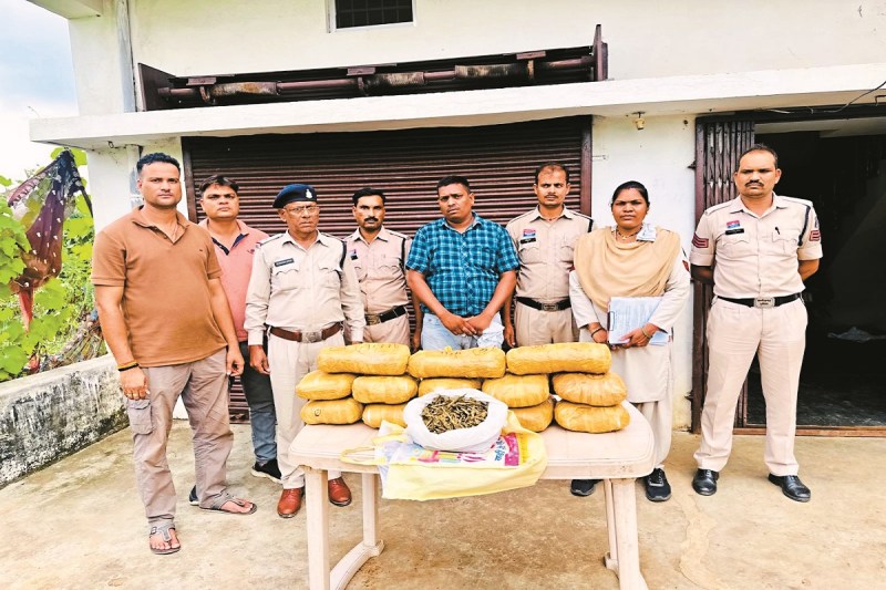 CG News: ऑपरेशन निश्चय 2.0’ में तड़के दबिश, 45 से अधिक ठिकानों पर बड़ी कार्रवाई, एक ही दिन में पकड़े कई आरोपी