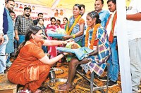 CG News: धर्मान्तरण कराने वालों पर कड़ा प्रहार, धर्म परिवर्तन कर चुके 70 लोगों ने सनातन में की वापसी