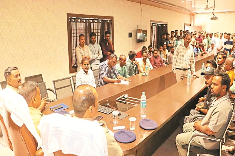 DJ Ban: रात 10 बजे के बाद नहीं बजेगा डीजे, 8 फ़ीट से बड़े डीजे पर सख्त रोक, एसपी ने कार्रवाई की दी चेतावनी