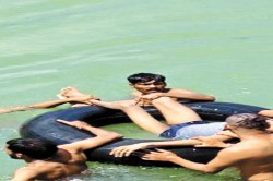 CG News: गणेश विसर्जन के दौरान दो युवकों की तालाब में डूबने से मौत, पूरे इलाके
में पसरा मातम - image
