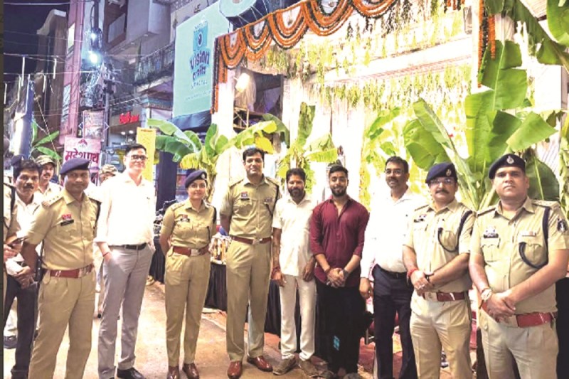 Ganesh Jhaki 2025: राजनांदगाव में 6 सितंबर को निकलेगी झांकी, शहर में पुलिस की कड़ी सुरक्षा के बीच होगा गणेश विसर्जन