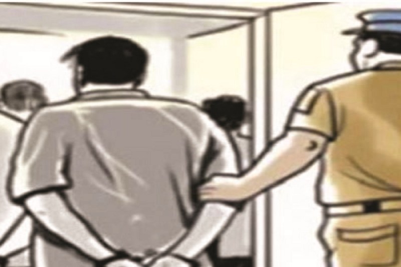 CG Fraud: 12वीं की छात्रा का अपहरण, नौकरी दिलाने का झांसा देकर ले गया साथ