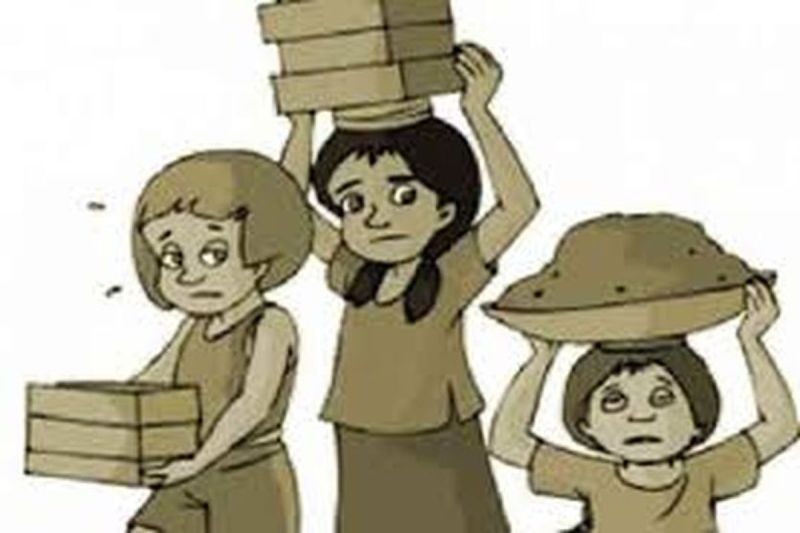आरी-तारी का काम करते बालश्रमिक को मुक्त करवाया