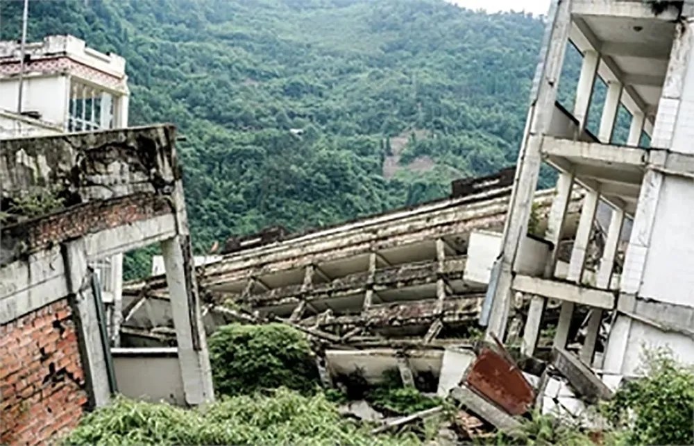 china earthquake damage 