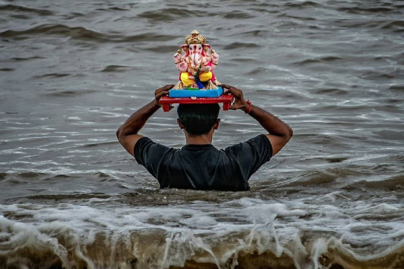 route diversion Indore-Ichhapur highway blocked ganesh visarjan mp news