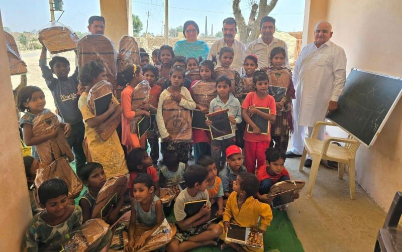 Sanskarit Akhar Shala running in the brick kilns and deprived areas of Hanumangarh and Rawatsar