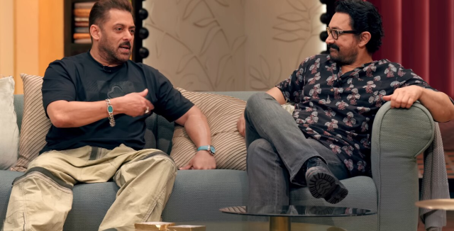 Salman Khan Aamir Khan in show Two Much with Kajol & Twinkle