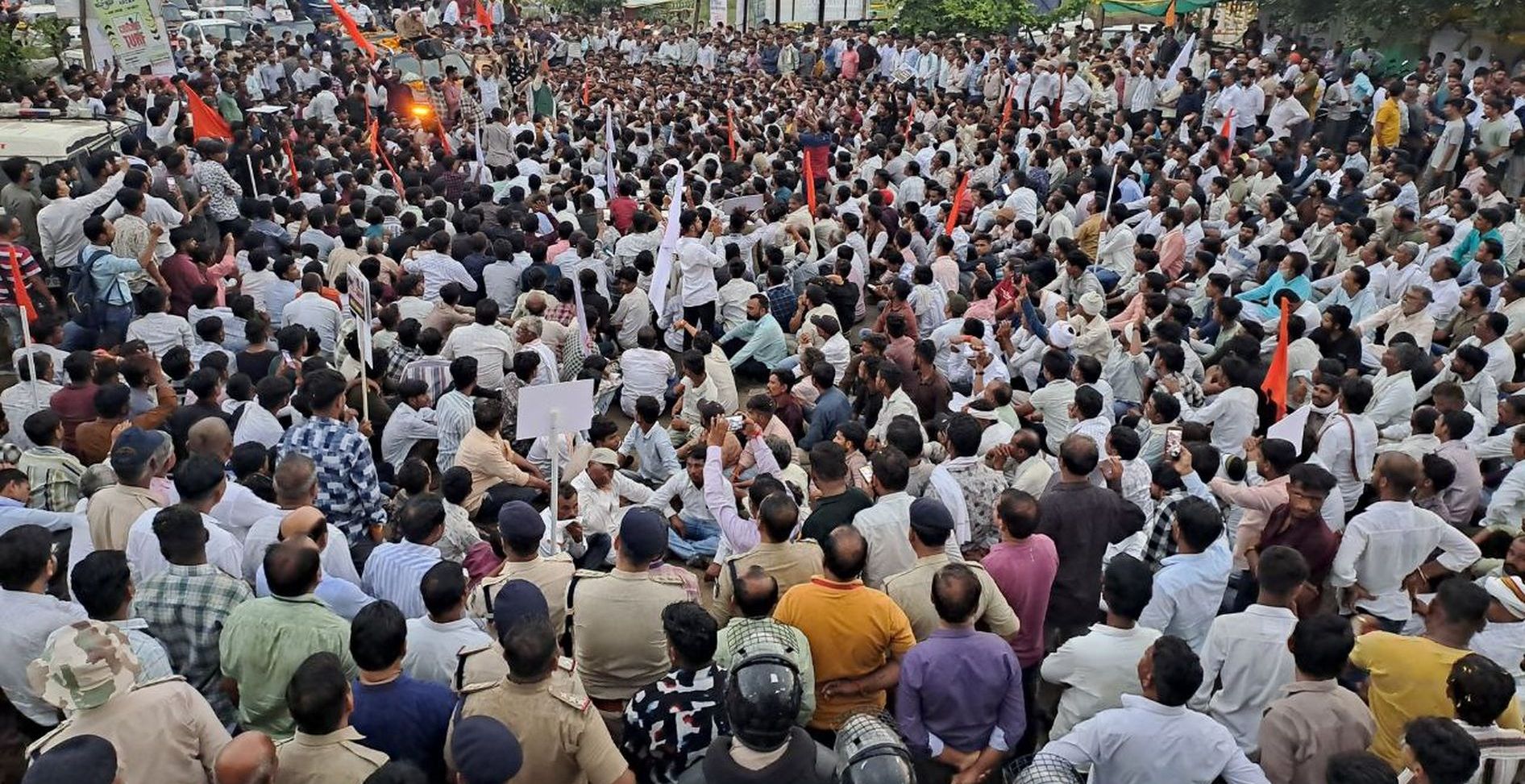 सडक़ों पर आक्रोश… जनहित के मुद्दों पर करणी सेना का शक्ति प्रदर्शन