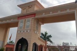 धर्म के नाम पर बंटवारा या साजिश? हापुड़ रोड कॉलोनी पर खड़े हुए सवाल, जानें क्या
बोले मंत्री - image