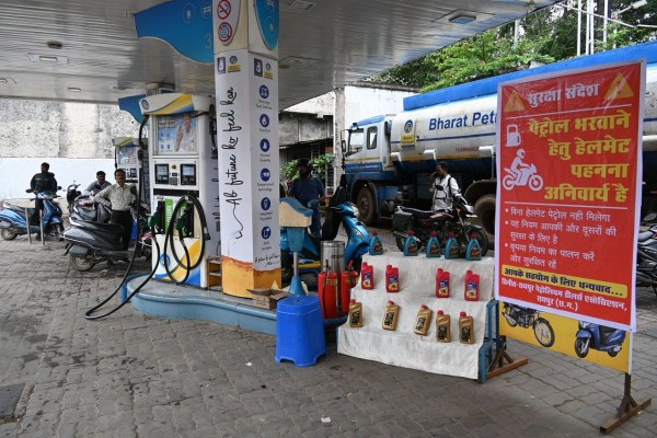 Raipur No Helmet No Petrol 