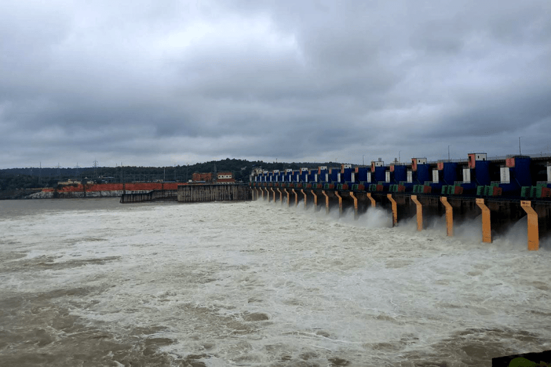 Omkareshwar Dam 21 Gates Open
