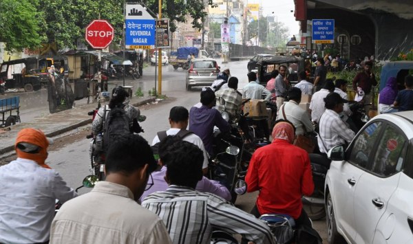 CG Weather News: रायपुर में बारिश के संग दिखे अलग-अलग रंग, देखें Photo..