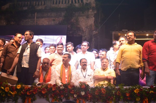 CG Ganesh Jhanki 2025: रायपुर में गणेश झांकी 2025 की भव्य रौनक, देखें Photo..