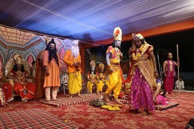 राम-सीता का विवाह...वन गमन का मंचन