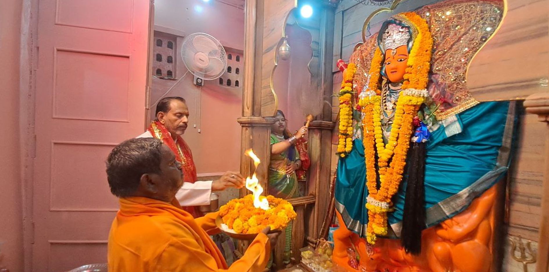 नवरात्र : काल भैरव चौंसठ योगिनी पूजा एवं सवा किलो कपूर से अखंड महाआरती