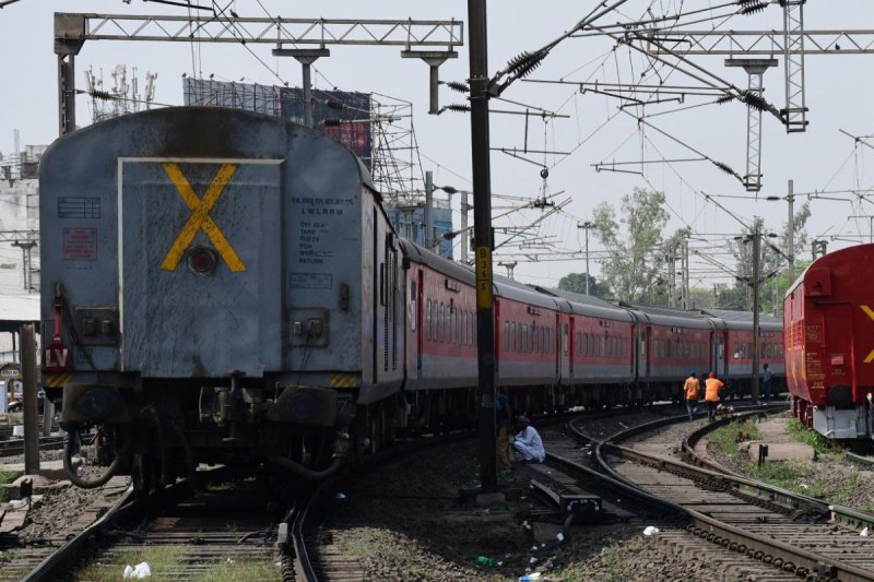 train cancelled heavy rain in Jammu railway divison mp news