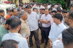Rajasthan: मोबाइल पर बात करते बिगड़ा बैलेंस, नदी में गिरे शिक्षक, 48 घंटे बाद
मिला शव - image