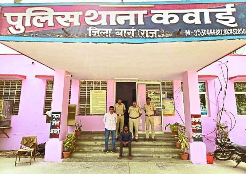 पुलिस ने बुधवार को सक्रिय संगठित गिरोह के बदमाश को गिरफ्तार किया है। यह कई दिनों से वांछित था। अभियुक्त एक सक्रिय संगठित गिरोह का सदस्य है और अन्य व्यक्तियों को अपराध में सम्मिलित कर अपराध को बढ़ावा देता है।