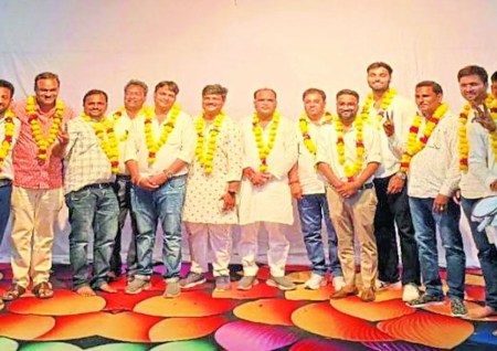 जिले की सामाजिक सेवा कार्यों में अग्रणी सार्वजनिक धर्मादा संस्था के संचालक मण्डल के चुनाव शनिवार को धर्मादा धर्मशाला में हुए। चुनाव में 15 संचालकों के लिए 27 उम्मीदवार थे।