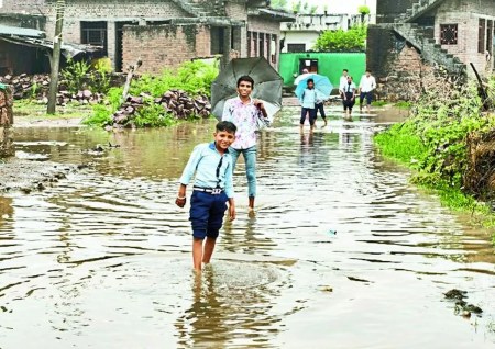 पिछले 24 घंटों में कोटा समेत कई जिलों में बारिश दर्ज की गई। इस दौरान कहीं हल्की से मध्यम बारिश हुई। पिछले 24 घंटों में शहर समेत जिलेभर में बारिश दर्ज की गई। इस दौरान कहीं हल्की से मध्यम बारिश हुई।