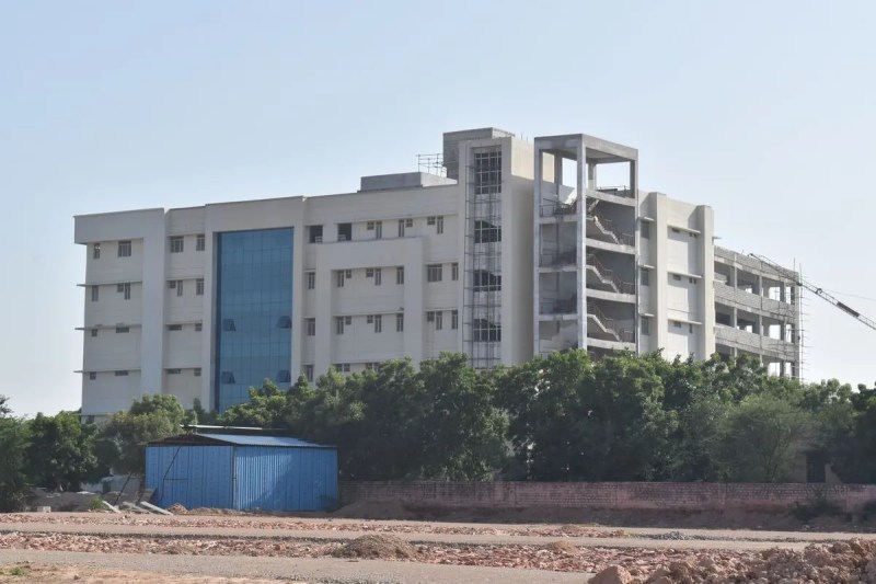 जेएलएन अस्पताल में 190 बेड का अस्पताल भवन
